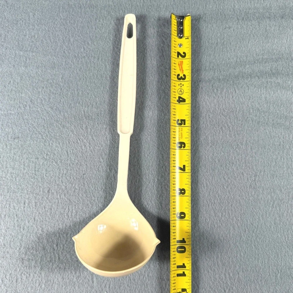 Vintage EKCO USA Nylon Soup Ladle Cream Kitchen Utensil 70s‎ Dishwasher Safe